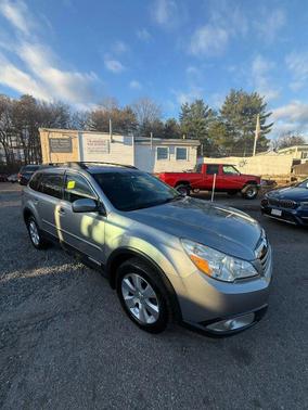 2011 Subaru Outback 3.6 R Premium