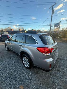 2011 Subaru Outback 3.6 R Premium