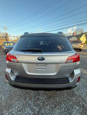 2011 Subaru Outback 3.6 R Premium