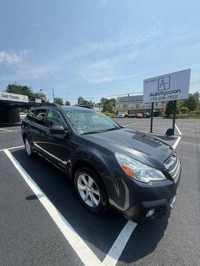 Grey 2013 Subaru Outback 2.5i Limited