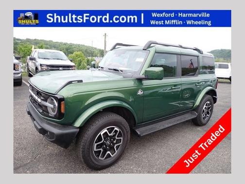 ERUPTION GREEN METALLIC 2025 Ford Bronco OUTER BANKS