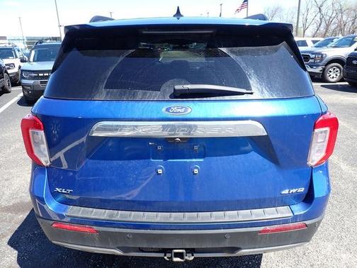 ATLAS BLUE METALLIC 2021 Ford Explorer XLT