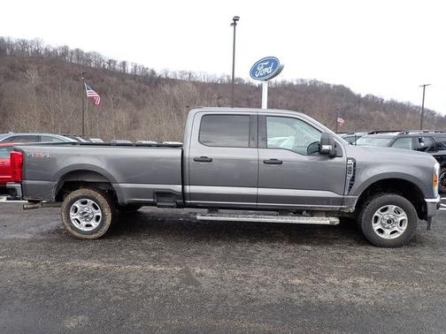 CARBONIZED GRAY 2025 Ford F-250 XLT