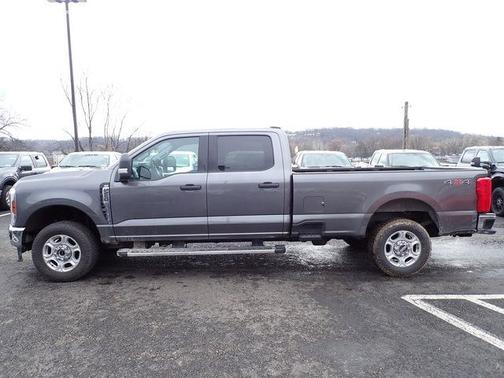 CARBONIZED GRAY 2025 Ford F-250 XLT
