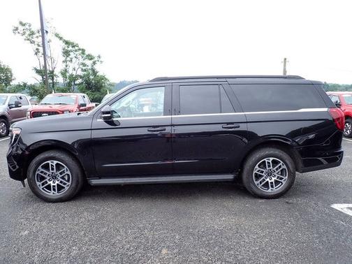 AGATE BLACK METALLIC 2026 Ford Expedition ACTIVE