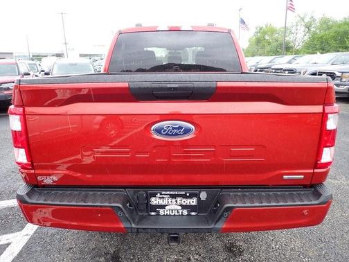 HOT PEPPER RED MET TINTD CC 2023 Ford F-150 XL