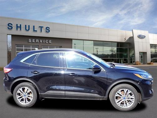 AGATE BLACK METALLIC 2022 Ford Escape SEL