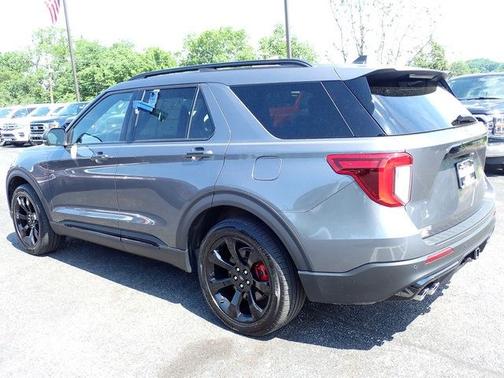 CARBONIZED GRAY METALLIC 2023 Ford Explorer ST