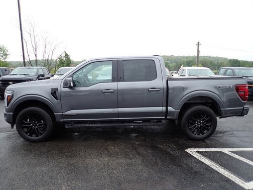 CARBONIZED GRAY METALLIC 2025 Ford F-150 LARIAT