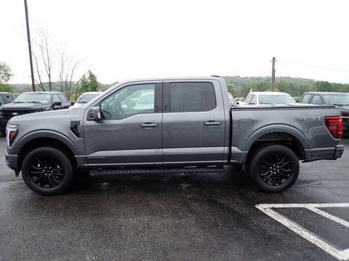 CARBONIZED GRAY METALLIC 2025 Ford F-150 LARIAT