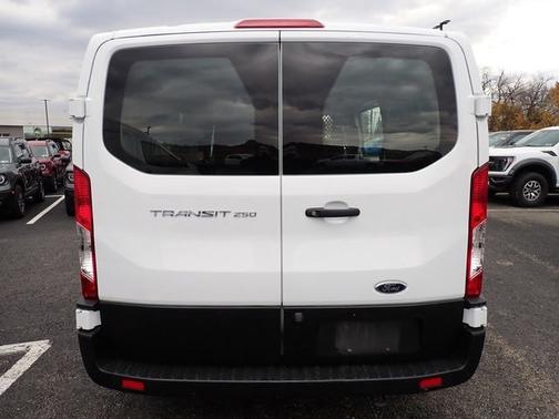 2024 Ford Transit-250 BASE