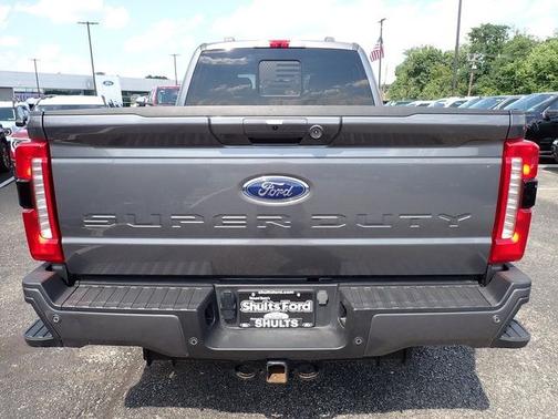 CARBONIZED GRAY 2023 Ford F-250 LARIAT