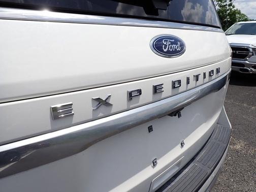 2024 Ford Expedition PLATINUM