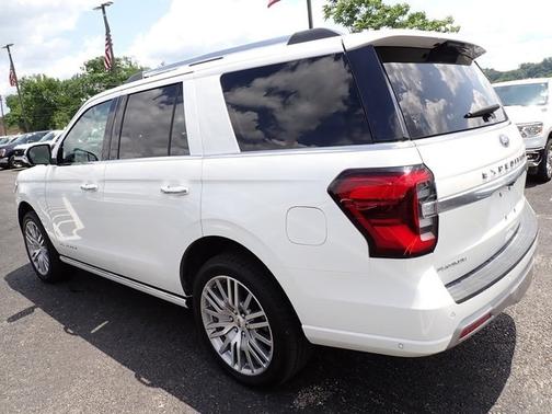 2024 Ford Expedition PLATINUM