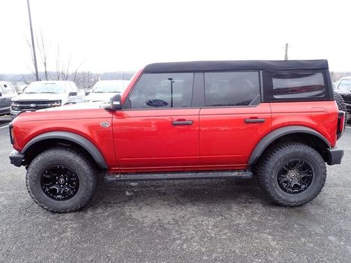 2024 Ford Bronco WILDTRAK
