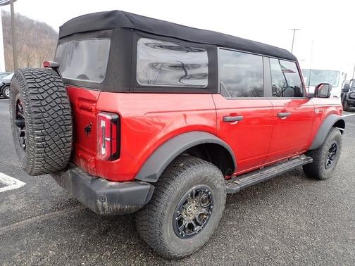 2024 Ford Bronco WILDTRAK