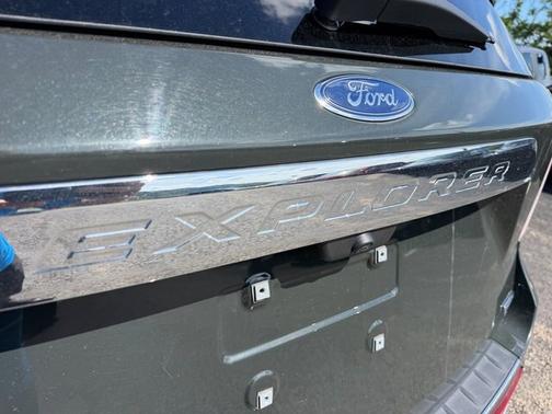 FORGED GREEN METALLIC 2023 Ford Explorer LIMITED