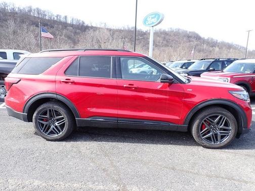 RAPID RED MET TINTED CC 2025 Ford Explorer ST-LINE