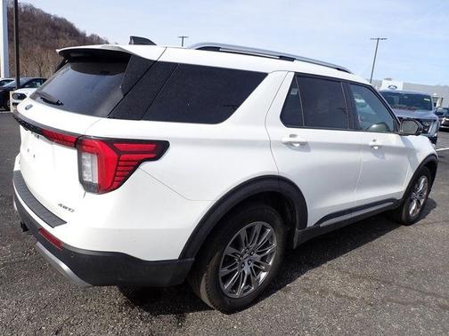 STAR WHITE MET TRI-COAT 2025 Ford Explorer PLATINUM