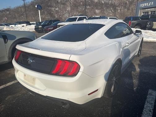 2021 Ford Mustang ECOBOOST