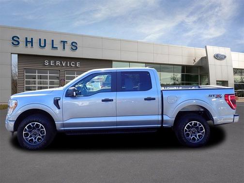 ICONIC SILVER METALLIC 2021 Ford F-150 XL