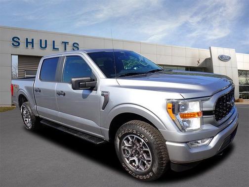 ICONIC SILVER METALLIC 2021 Ford F-150 XL