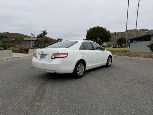 2010 Toyota Camry LE
