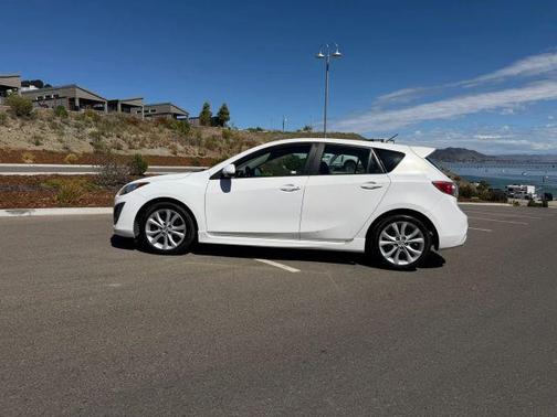 Crystal White Pearl Mica 2011 Mazda Mazda3 s Sport