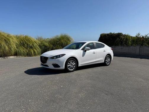 Snowflake White Pearl 2016 Mazda Mazda3 i Sport