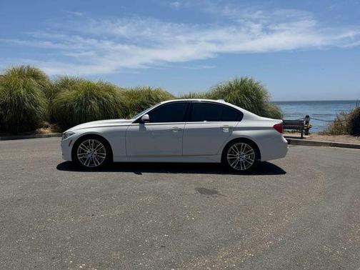 White 2013 BMW 335 i