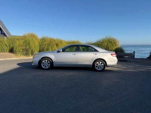 Silver 2011 Toyota Camry LE