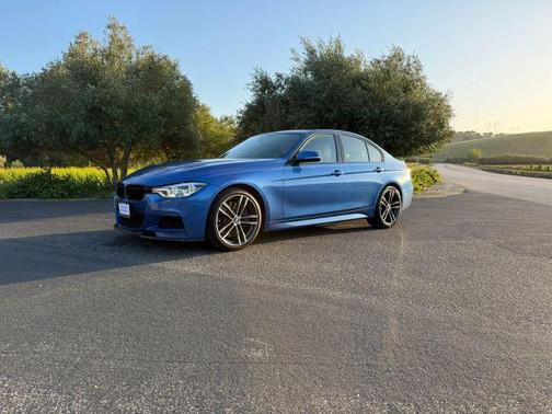 Blue 2018 BMW 340 i