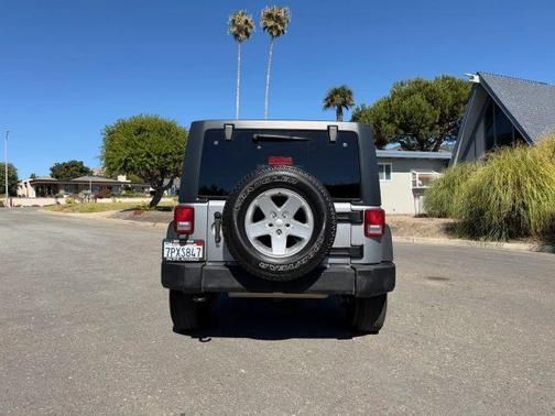 Silver 2016 Jeep Wrangler Unlimited Sport