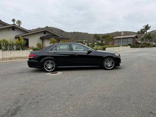 Black 2014 Mercedes-Benz E-Class E 550 4MATIC