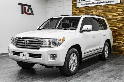 2015 Toyota Land Cruiser Base