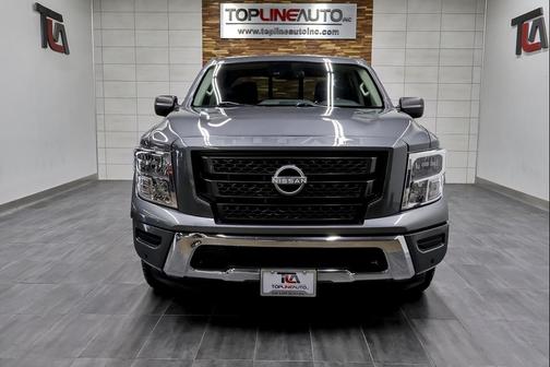 2024 Nissan Titan SV