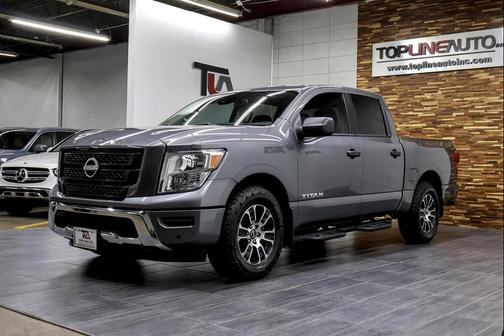 2024 Nissan Titan SV