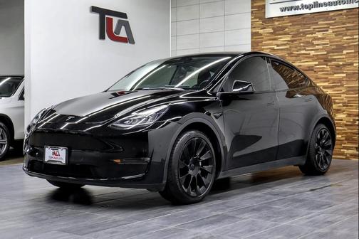 2022 Tesla Model Y Long Range Dual Motor All-Wheel Drive
