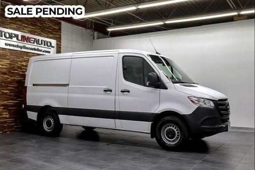 2022 Mercedes-Benz Sprinter 2500 Standard Roof