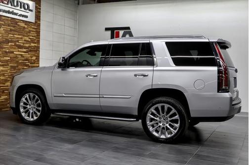 2020 Cadillac Escalade Luxury