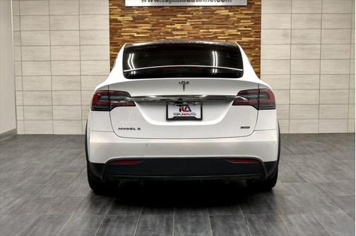2016 Tesla Model X 90D