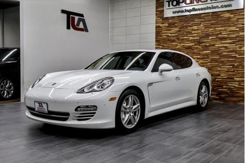 2013 Porsche Panamera 4 Platinum Edition