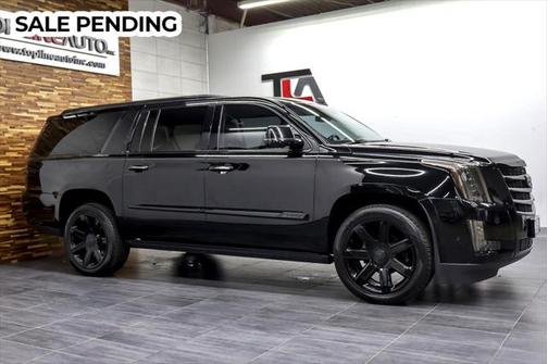 2019 Cadillac Escalade ESV Premium Luxury