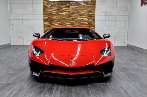 2017 Lamborghini Aventador LP740-4S