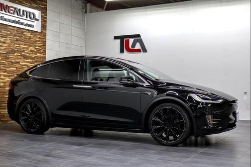 2018 Tesla Model X 75D