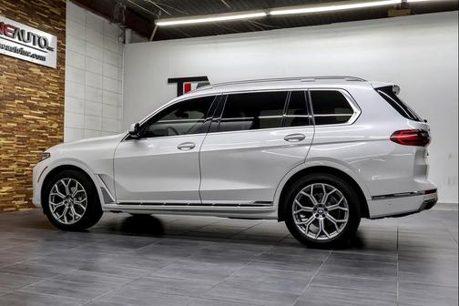 2021 BMW X7 xDrive40i