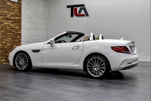 2020 Mercedes-Benz SLC 300 Base