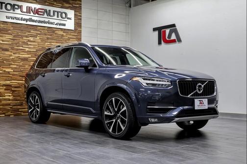 2019 Volvo XC90 T6 Momentum