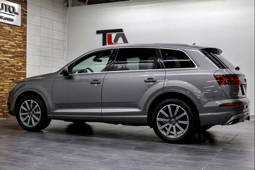 2018 Audi Q7 2.0T Premium Plus