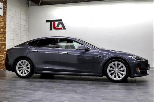 2016 Tesla Model S 75